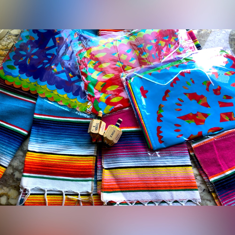 Mexican Party Pack - Banners, Table Runners and Game